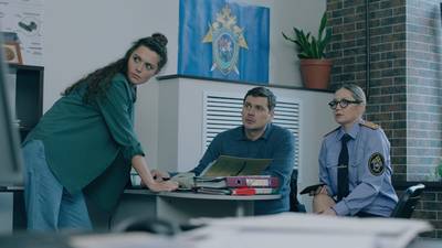скриншот к Алиса против правил 1,2,3,4 серия (2021) Сериал
